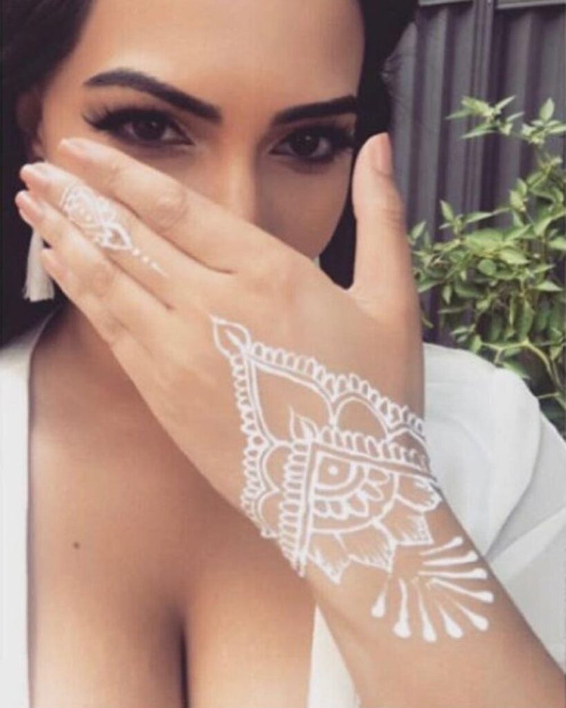 Sonam Mehendi Melbourne Henna artist